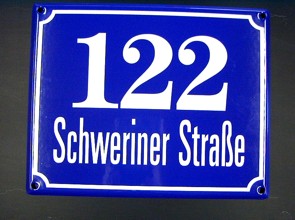 Email Hausnummer mit Strassennamen